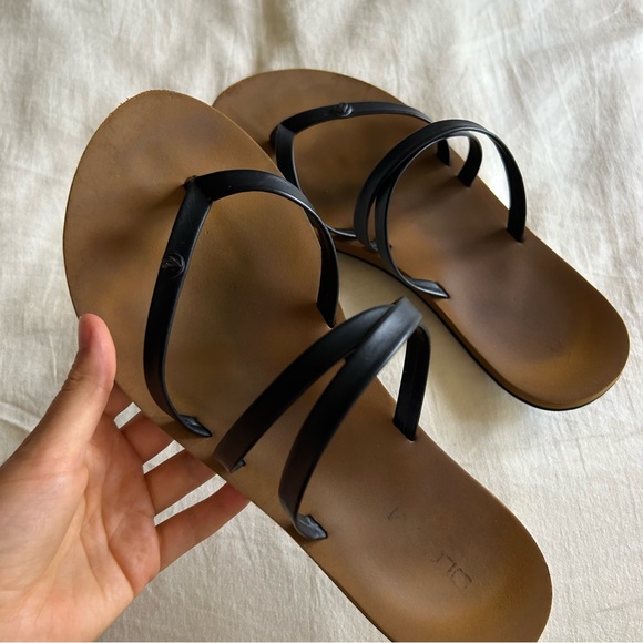 7/$20 Volcom EASY BREEZY II SANDALS - BLACK size 9 - Picture 7 of 7